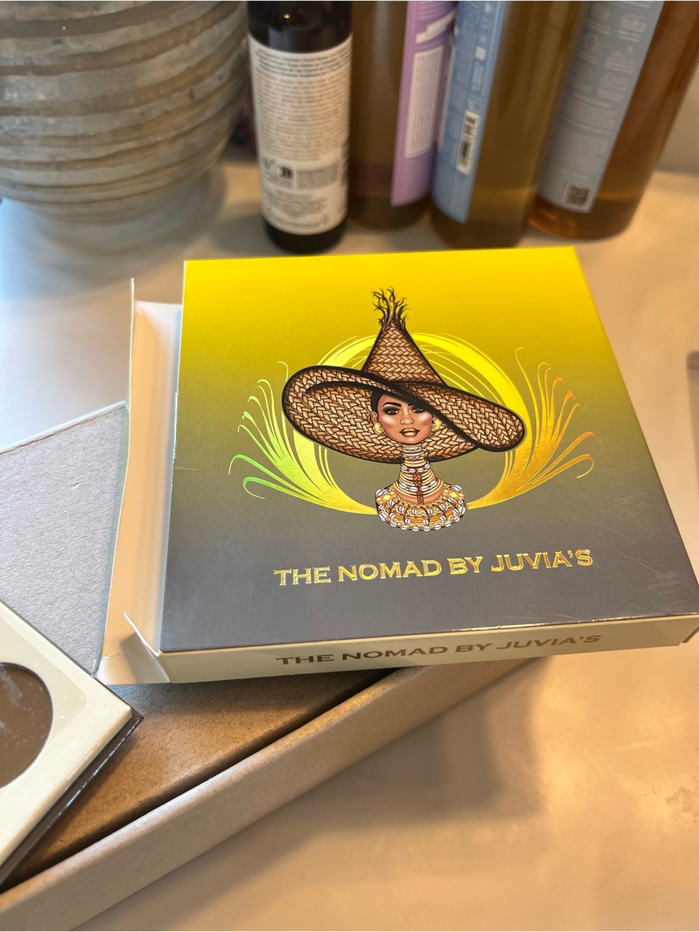 Juvia's Place The Nomad Eyeshadow Palette – Yellow & Green Gradient